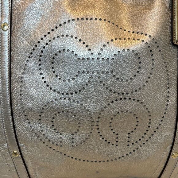 Coach Bag Purse Handbag Leather Audrey Metallic Perforated Convertible Lg Tote - Picture 5 of 16